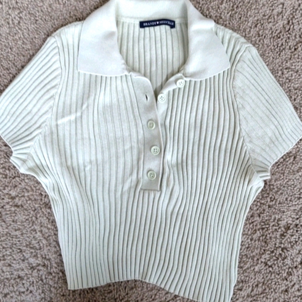 collared brandy crop